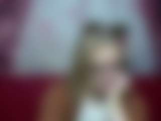 Live cam show with MelisaWorld - Gray Eyes on EXY