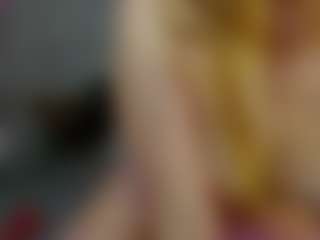 Live cam show with Milena-Denmark - Upskirt on CamSodaAdn