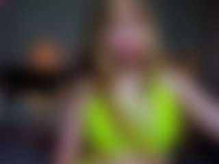 Live cam show with Milena-Denmark - Ass Clapping on SmokeAndPoke