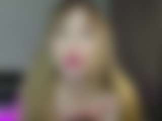 Live cam show with Milena-Denmark - Blonde Hair Curvy on Camsoda