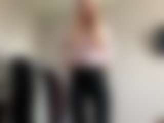 Nora's Live Sex Cam Show