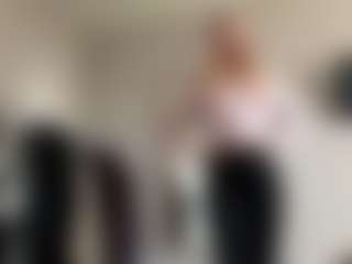 Nora's Live Sex Cam Show