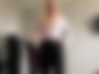 Nora's Live Sex Cam Show