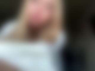 Nora's Live Sex Cam Show