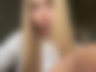 Nora's Live Sex Cam Show