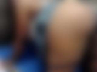 Saintboujie's Live Sex Cam Show