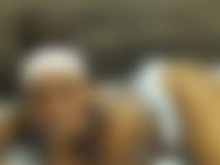 Saintboujie's Live Sex Cam Show