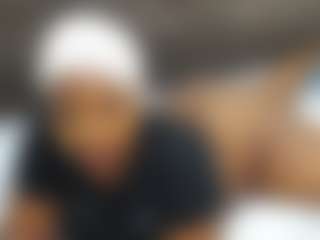 Saintboujie's Live Sex Cam Show