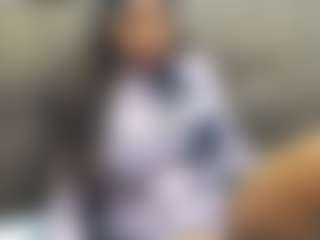 Saintboujie's Live Sex Cam Show