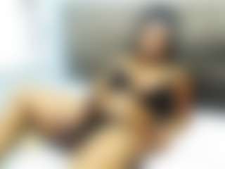 Saintboujie's Live Sex Cam Show