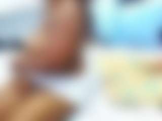 Saintboujie's Live Sex Cam Show
