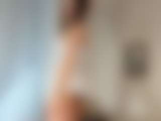 Live cam show with ShenaDato - Teen (18+) on Gym Cam Girls