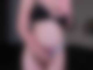 Live cam show with ShenaDato - Granny Big Tits on Soda Cam