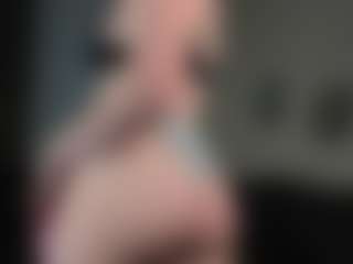 Live cam show with ShenaDato - Mature on StripNow