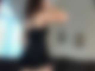 Live cam show with ShenaDato - Public on AdultVida.com