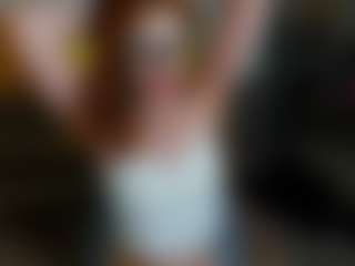 Live cam show with Stella-Mysticc - Red Hair Young Adult on Milfs Live