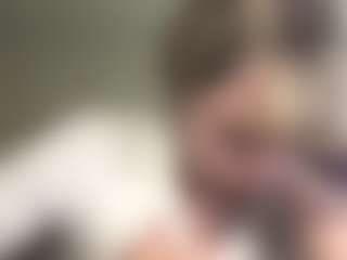 Toshia's Live Sex Cam Show