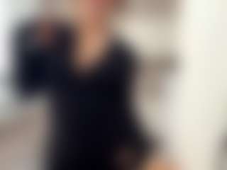 Lolaaaaa's Live Sex Cam Show