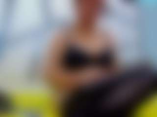 Live-Cam-Show mit CharlotteMoon1 - Granny auf Camsoda