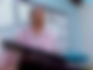 CharlotteMoon1's Live Sex Cam Show