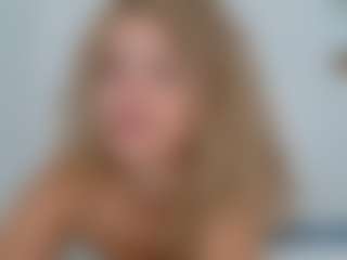 Live cam show with Lily Marie - Blonde Hair Petite on camwithhim.com