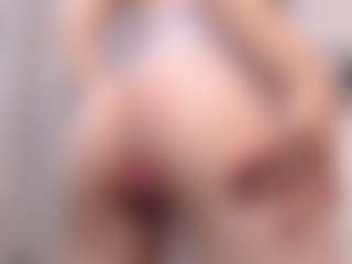 liabunny-X's Live Sex Cam Show