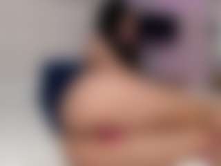 liabunny-X's Live Sex Cam Show