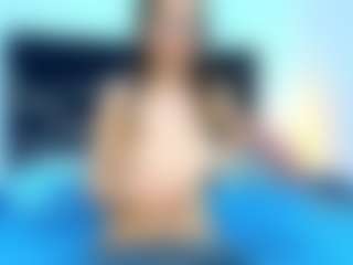Noah-n-Luxxy's Live Sex Cam Show