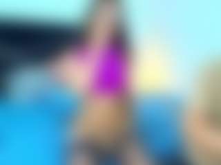 Noah-n-Luxxy's Live Sex Cam Show