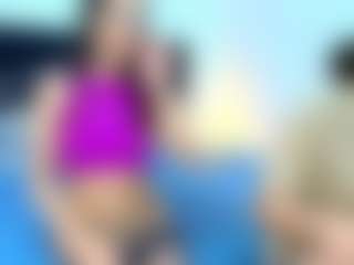 Noah-n-Luxxy's Live Sex Cam Show