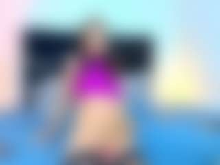 Noah-n-Luxxy's Live Sex Cam Show