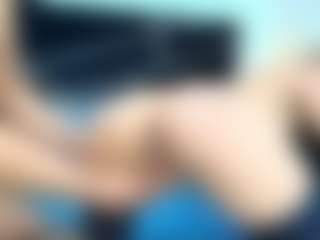 Noah-n-Luxxy's Live Sex Cam Show