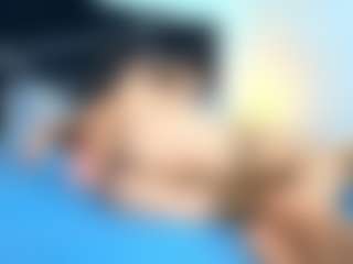 Spettacolo in cam dal vivo con Noah-n-Luxxy - Facial su Camsoda