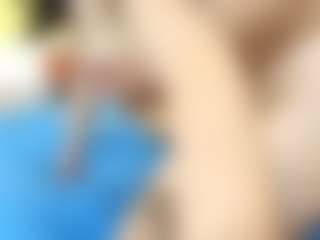 Live cam show with Noah-n-Luxxy - Domination on AdultVida.com