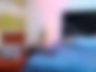 Live cam show with Noah-n-Luxxy - Facial on Livezox