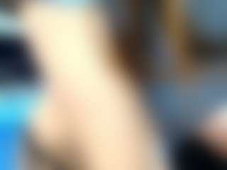 Live cam show with Noah-n-Luxxy - Oil on Free Soda