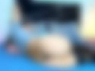 Live cam show with Noah-n-Luxxy - Facial Piercings on AdultVida.com