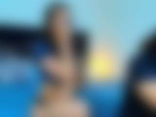 Live cam show with Noah-n-Luxxy - Control on Camsoda