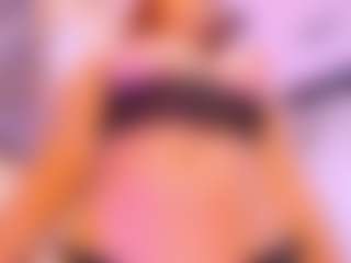 Roxy-Fox-2's Live Sex Cam Show
