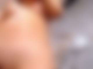 Roxy-Fox-2's Live Sex Cam Show