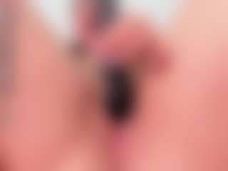 Live cam show with SarahYessica - Fingering on Camsoda