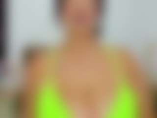 sweet-dannix's Live Sex Cam Show