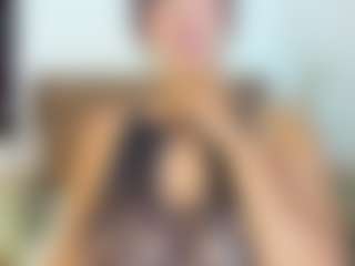 sweet-dannix's Live Sex Cam Show