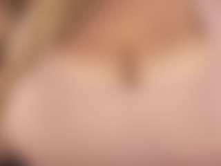 Live cam show with zafiro-claire - New Big Tits on luckytryst.com