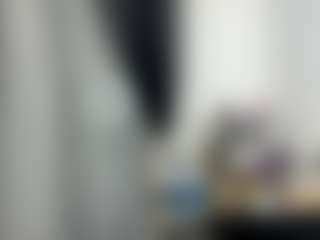Live cam show with Aleta - New Big Ass on sexylivex.com