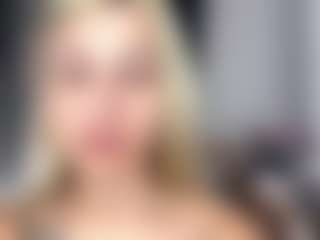 Live cam show with Aleta - Oil on chickslive.net