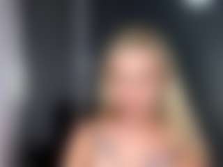 Live cam show with Aleta - Lush Blonde Hair on Free Soda