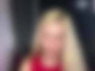 Live cam show with Aleta - Bedroom on AdultVida.com