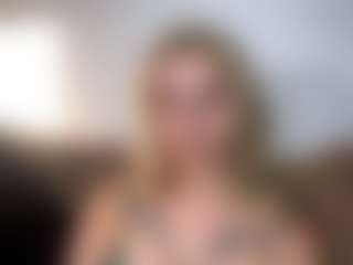 Live cam show with Aleta - Blue Eyes on Cam Slut