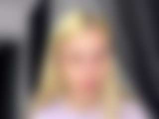 Live cam show with Aleta - Middle Aged on CamClone